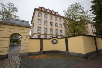 Feuer in Asylunterkunft - Wachmann verletzt - In der Asylunterkunft in Freiberg hat es in der Nacht zum Sonntag gebrannt.