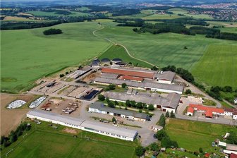 Feueralarm in Agrargenossenschaft in Theuma: Brand in Biogasanlage im Vogtland - Die Agrargenossenschaft Theuma-Neuensalz liegt am Rand von Theuma.