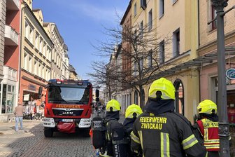 Feueralarm in der Zwickauer Innenstadt am Donnerstagvormittag - Die Feuerwehr war am Donnerstagvormittag mit einem größeren Aufgebot in der Zwickauer Innenstadt im Einsatz.