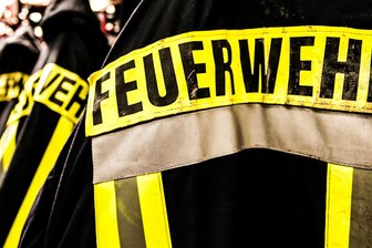 Feuerwehr aus Meerane rückt mit 28 Helfern aus: Das war der Grund für den Einsatz am Dienstagnachmittag - 28 Feuerwehrleute waren am Einsatz in Meerane beteiligt.