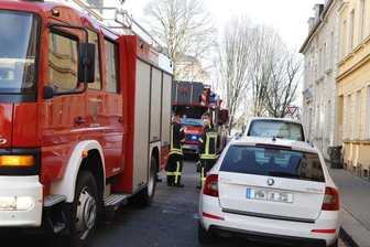 Feuerwehr löscht Brand in Studentenunterkunft - Die Feuerwehren Mittweida, Lauenhain und Tanneberg waren im Einsatz.