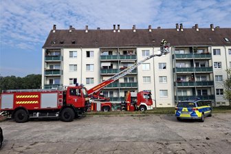 Feuerwehr löscht Wohnungsbrand in Falkenau - Im Flöhaer Ortsteil Falkenau hat am Dienstag eine Wohnung gebrannt.