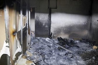 Feuerwehr rettet 20 Menschen bei Kellerbrand in Hainichen -