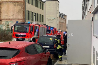Feuerwehreinsatz am Landratsamt in Plauen - Feuerwehreinsatz am Landratsamt in Plauen, 6.12.2021, 12.40 Uhr