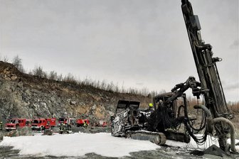 Feuerwehreinsatz im Steinbruch Venusberg - Drei Feuerwehren waren in Venusberg im Einsatz.