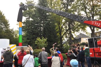 Feuerwehreinsatz in der Miniaturschau Oederan - Den Chemnitzer Schornstein gibt es ab heute im Klein-Erzgebirge zu bestaunen.
