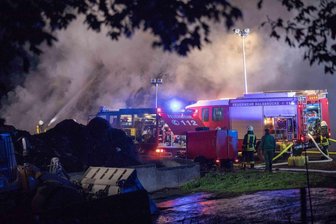 Feuerwehren bei Kompostbrand im Einsatz -
