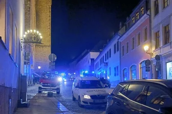 Feuerwehrübung in Besucherbergwerk im Erzgebirge: Einsatzkräfte proben Spezialfall - Eine Feuerwehrübung absolvierten Einsatzkräfte am Dienstagabend in Annaberg.