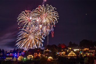 Feuerwerk krönt 14. Pobershauer Bergfest - Ein zehnminütiges Feuerwerk bildete am Sonntagabend den Abschluss des Bergfestes in Pobershau.