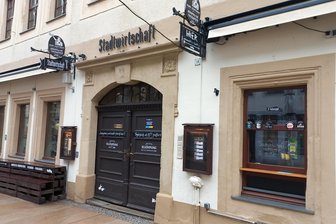 Filmprojekt in Freiberg: Über die unsichtbaren Helfer - In der „Stadtwirtschaft“ an der Freiberger Burgstraße wird am Dienstag das Filmprojekt „Un/sichtbar“ gezeigt.