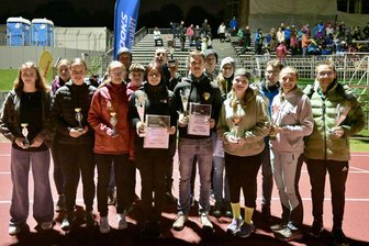 Finale der Zwickauer Stundenlaufserie: Das sind und das sagen die Siegerinnen und die Sieger - Die Siegerinnen und Sieger der Zwickauer Stundenlaufserie sind am Freitagabend im Sportforum Eckersbach gekürt worden.