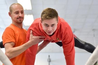 Finalplätze fest im Visier - Ivan Rittschik, der von Ex-Spitzenturner Sven Kwiatkowski betreut wird, startet seit 2013 zum zweiten Mal bei einer EM.