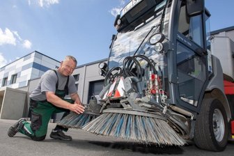 Firma ISP weiht neuen Bauhof ein - Die Mitarbeiter finden am neuen ISP-Bauhof nach Unternehmensangaben beste Arbeitsbedingungen vor.