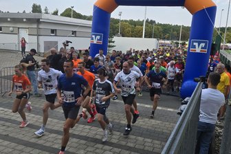 Firmenlauf in Plauen: Organisatoren melden Ansturm auf Startplätze - Der Volksbank-Firmenlauf erfreut sich offenbar großer Nachfrage bei Unternehmen im Vogtland.