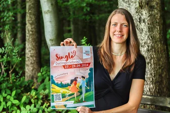 First Dates im Erzgebirge: Wenn der Traumtyp im Sessellift sitzt - Oberwiesenthals Tourismuschefin Daisy Richter ist schon sehr gespannt, wie viele Singles sich für das Wochenende anmelden. Das Team aus der Stadtverwaltung hat für das Datingerlebnis Partner gewinnen können, die verschiedene Angebote unterbreiten.