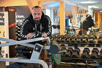 Fitnessclub zieht in ehemalige Müller-Drogerie in Limbach-Oberfrohna: „Der Umzug wird sehr sportlich“ - Noch unter dem Dach der Turmpassage. Willi Kühn zieht bald mit seinem Studio um.