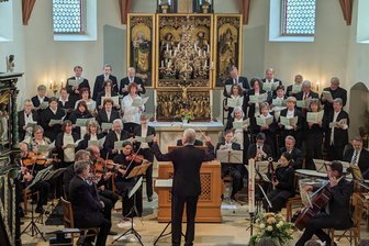 Flöha: Passionskonzert von Karl Jenkins in der Georgenkirche - In der Georgenkirche Flöha erklingt am 29. März Karl Jenkins‘ „Stabat mater“.