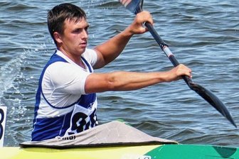 Flöhaer paddelt im K  4 zu Gold - Zu Gold gepaddelt: Franz Krones vom KSV Flöha ist Deutscher Meister. 