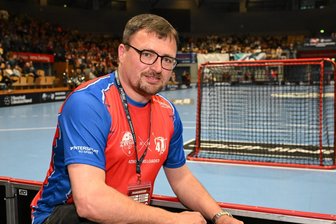 Floorball-Final-Four in Zwickau: Zwischen Bällen mit XXL-Tempo und Bäckerei mit Top-Angebot - Volunteer statt Reporter: Holger Frenzel hat das Floorball-Final-Four in Zwickau in einer ungewohnten Rolle erlebt.