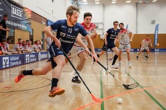 Floorfighters scheitern im Pokal knapp - Die Floorfighters Chemnitz um Felix Irrgang (hier im Punktspiel gegen den MFBC Leipzig im Oktober) sind durch ein knappes 2:3 nach Verlängerung in Leipzig aus dem Deutschlandpokal ausgeschieden. 