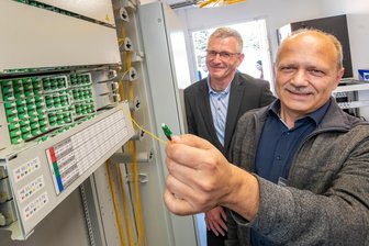 Flottes Surfen und Streamen: Hohndorf startet mit neuem Glasfasernetz durch - 