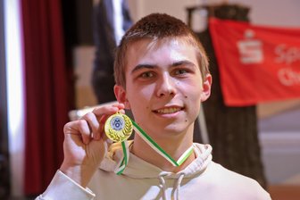 Flow statt Frust: Woher kommt die Mathebegeisterung in Westsachsen? - Zwölftklässler Amos Vogel ist fürs Lessinggymnasium seit Jahren ein Garant für hervorragende Ergebnisse bei der Matheolympiade.