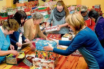 Flüchtlingshilfe: Spenden für Weihnachtspäckchen -