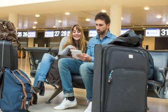 Flüge: Vorsicht vor Abzocke bei Online-Check-in - Online eingecheckt – später abgezockt? Lieber direkt über die Webseite oder App der jeweiligen Fluggesellschaft einchecken, um böse Überraschungen zu vermeiden.