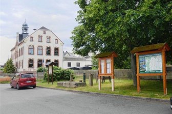 Fördermittel fließen: Finanzierung der Pyramide für Reumtengrün gesichert - Auf dem Dorfplatz von Reumtengrün soll sich im Advent 2023 erstmals eine Pyramide drehen.