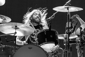 Foo Fighters trauern um Drummer Taylor Hawkins - Foo Fighters Drummer Taylor Hawkins ist tot.