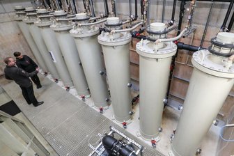 Forderung an Bundespolitik: Heißes Grubenwasser statt Gas - Diese geothermische Anlage wird zur Nutzung von Flutungswässern aus den Abbauhohlräumen des Zwickauer Steinkohlenreviers eingesetzt. So könnte auch das "Actinon" beheizt werden. 
