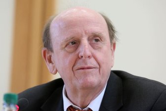 Forderung nach Katastrophenfall: Ausweichende Antwort von Zwickauer Landrat auf Brandbrief - Christoph Scheurer - Landrat