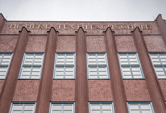 Fortschritt für Reichenbach: Bund gibt Geld für Kältekompetenzzentrum - Die ehemalige Textilfachschule an der Klinkhardtstraße wird als Standort für das Reichenbacher Kältekompetenzzentrum gehandelt.