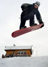 Snowboarder