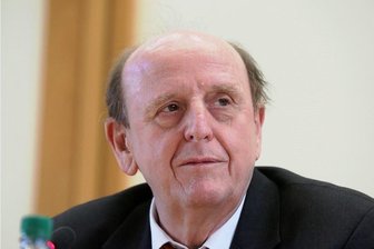 Fraktionschefs: Zwickauer Landrat räumt Meldeverzug ein, lehnt aber Ausrufung des Katastrophenfalls ab - Landrat Christoph Scheurer (CDU) hat nach Angaben von Vorsitzenden der Kreistagsfraktionen abgelehnt, den Katastrophenfall auszurufen.