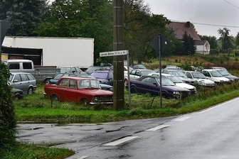 Frankenau: Behörde schiebt Autohandel Riegel vor -