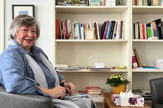 Frankenberg: Diplompsychologin Ilse Rosenberg war für Patienten in allen Lebenslagen da - Die Diplompsychologin Ilse Rosenberg an ihrem Arbeitsplatz: Nach 17 Jahren kehrt sie jetzt ihrer Frankenberger Praxis den Rücken und geht für den Ruhestand nach Marburg zurück.