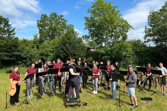 Frankenberg: Sinfonisches Blasorchester trotz Verletzungspechs in Balingen erfolgreich - Das erfolgreiche Sinfonische Blasorchester mit Dirigentin Franka Hilgert.