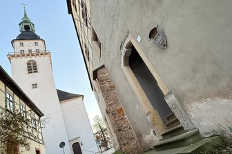 Frankenberg verkauft altes Stadtarchiv - Das Mindestgebot für das ehemalige Stadtarchiv (rechts) liegt bei 363.000 Euro.