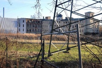 Frankenberger Industriebrache wird 2019 zum Gartenparadies - Die Lisema-Brache in der Zschopauaue in Frankenberg. Der Schandfleck soll zum Gartenparadies umgestaltet werden.
