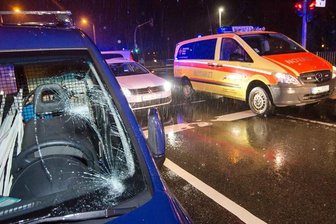 Frau angefahren und schwer verletzt -