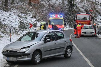 Frau bei Unfall auf der S 275 schwer verletzt -