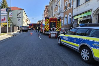 Frau stirbt nach Verkehrsunfall im Vogtland - Eine Frau ist bei einem Unfall in Falkenstein ums Leben gekommen.