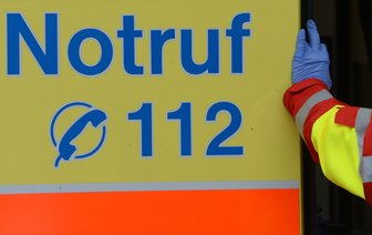 Frau stürzt in Waldenburg in Erdloch - Krankenhaus -