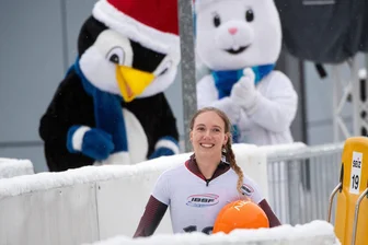 Frauenpower aus dem Erzgebirge: Drei Sportlerinnen sprechen über ihren Weg zum Gold - Susanne Kreher, hier beim Weltcup in Altenberg im Dezember, nimmt an der Diskussion teil.