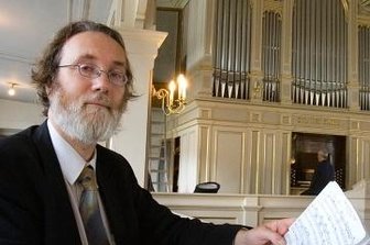 Frauensteiner musiziert an Orgel - Peter Kleinert aus Frauenstein gestaltet die 2. Wechselburger Orgelmusik.