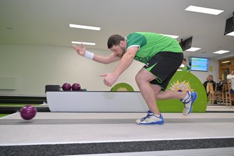 Fraureuther Kegler zeigen trotz Niederlage beim Deutschen Meister ihre ansteigende Form - Für Christian Schumann - hier in einem Heimspiel in dieser Saison - und die Fraureuther Kegler war beim Meister in Neustadt nichts zu holen.