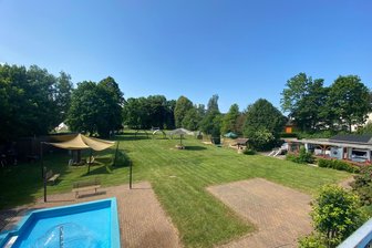 Freibad in Vogtlanddorf lädt zum Begrüßungsfest ein - ist es die letzte Saison? - Am Samstag findet im Neumarker Freibad ein Kinderfest statt. Foto: Julia Dietzel
