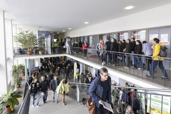 Freiberg: Besucher informierten sich bei Karrieremesse über Perspektiven in der Region - 870 Besucher informierten sich bei der Karrieremesse über berufliche Perspektiven.