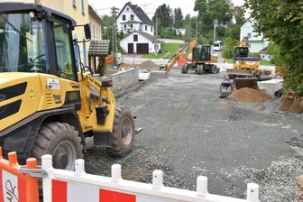 Freiberg: Brücke nur zum Altweibersommer in Kleinwaltersdorf vorübergehend geöffnet - Die Brückenbaustelle wird für das Altweibersommerfest in Kleinwaltersdorf zeitweise freigegeben.